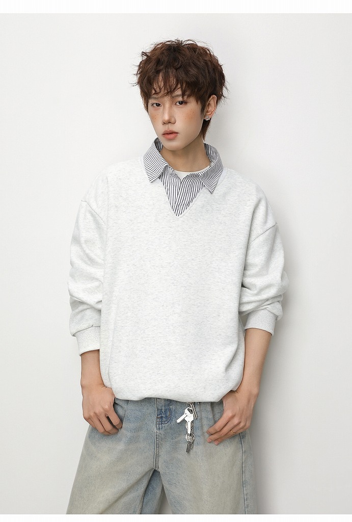 メンズ フェイクレイヤード ストライプシャツ風Vネック スウェット レトロ 学院風 プルオーバー★全3色