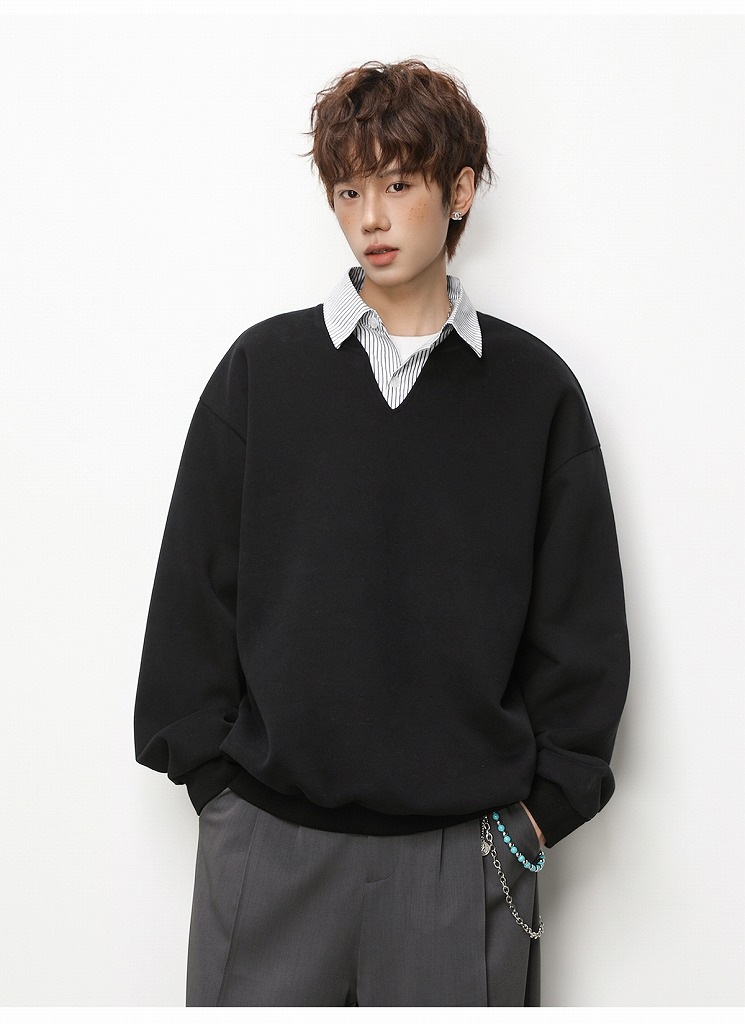 メンズ フェイクレイヤード ストライプシャツ風Vネック スウェット