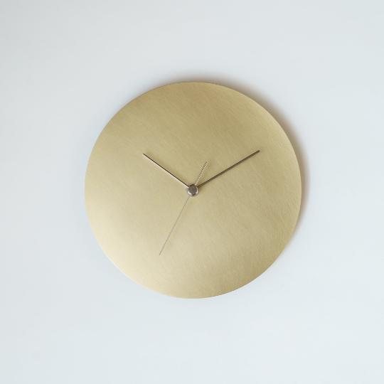 【受注製作】minimal wall clock 220 _ plain / brass 壁掛け時計 220 無地 / 真鍮 / brass | KUMIJIの写真