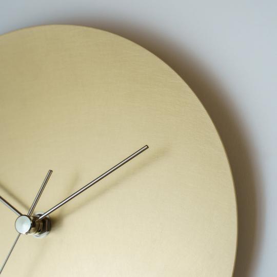 KUMIJI minimal wall clock 220 真鍮 壁掛け時計 minimal wall clock 220 _ line / brass 壁掛け時計 220 線 / 真鍮