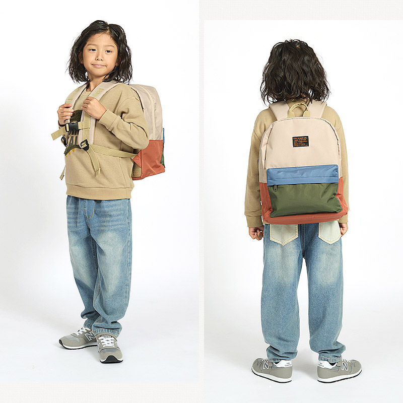 キッズ リュック リュックサック 男の子 女の子 撥水加工 14L ( 35cm x 26cm x 14cm ) レッド グリーン ブラック ブルー ベージュ デニム ヒッコリー 鞄 かばん カバン バッグ バックパック ポケット アウトドア お出掛け 子供服 子供用 通園 通学 遠足 旅行 軽量 大容量