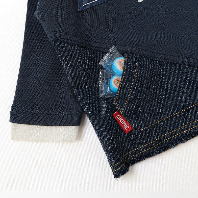 ロゴアップリケ付きデニム切替トレーナー【ZOOMICズーミック】