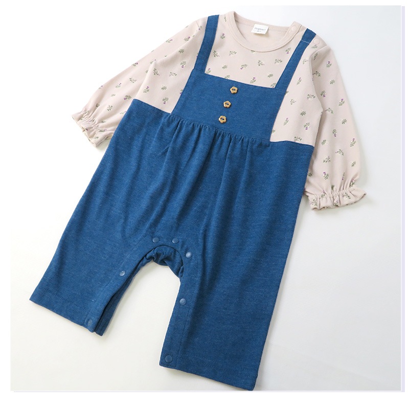 ベビー服 カバーオール 女の子 オーバーオール風 花柄 重ね着風 フラワー 長袖 ロンパース ( 70-80cm ) ナチュラル 子供服 キッズ 新生児 ベビーウェア 赤ちゃん かわいい おしゃれ 70cm 80cm ギフト プレゼント 出産祝い 贈り物 ベビーギフト