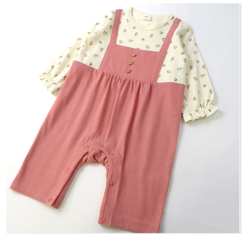 ベビー服 カバーオール 女の子 オーバーオール風 花柄 重ね着風 フラワー 長袖 ロンパース ( 70-80cm ) ナチュラル 子供服 キッズ 新生児 ベビーウェア 赤ちゃん かわいい おしゃれ 70cm 80cm ギフト プレゼント 出産祝い 贈り物 ベビーギフト