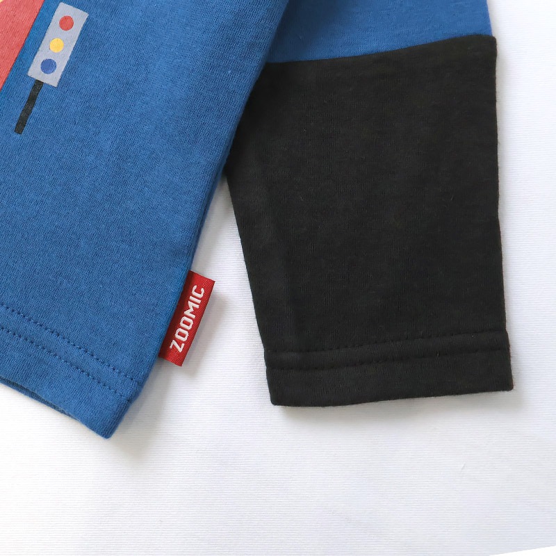 ぺらっとめくれるレスキューロンT【ZOOMICズーミック】