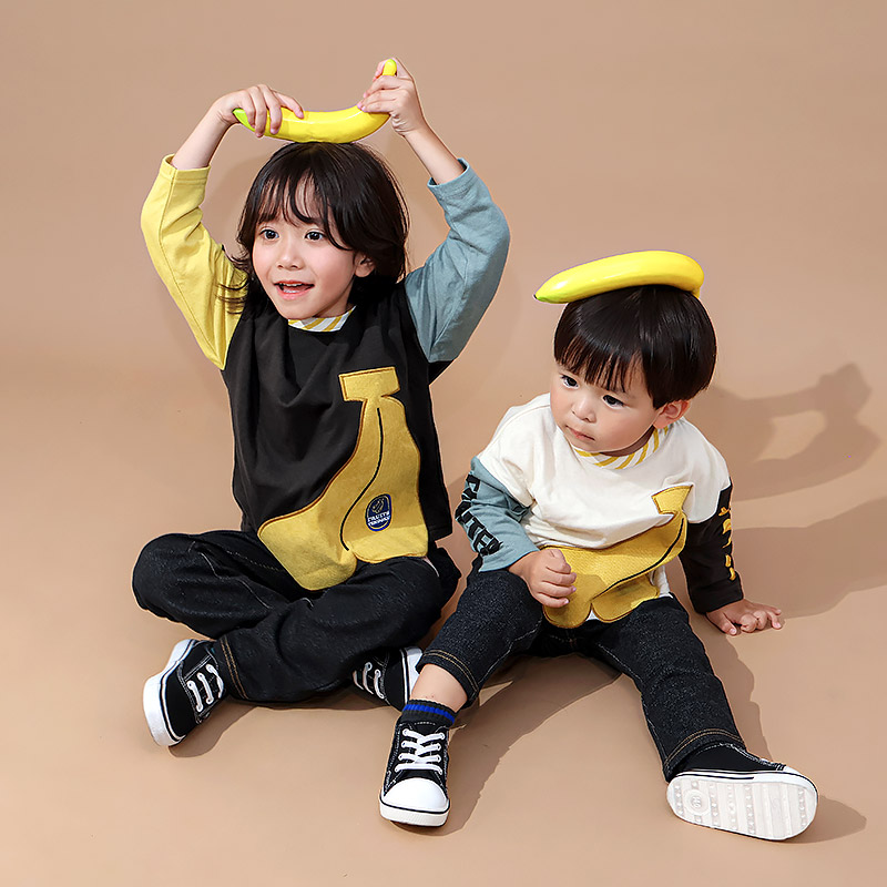 キッズ ロンT Tシャツ 長袖 プリント 袖プリント ベビー トップス 男の子 女の子【フルーツ天国】 カットソー ティーシャツ 天竺 バナナ くだもの 果物 フルーツ 切替 かわいい 可愛い 80 90 95 100 110 120 130