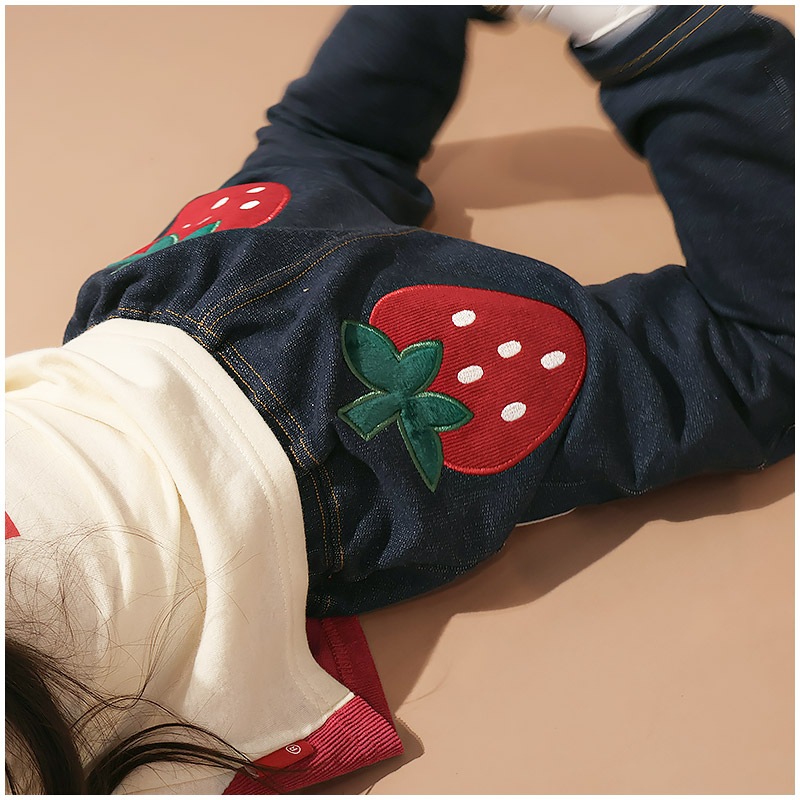 キッズ 10分丈パンツ ニットデニム パンツ アップリケ 男の子 女の子 起毛なし 【フルーツ天国】 ベビー ストレッチ ズボン デニムパンツ ボトムス 伸縮 伸びる ウエストゴム バナナ イチゴ 苺 いちご 男児 女児 80 90 95 100 110 120 130