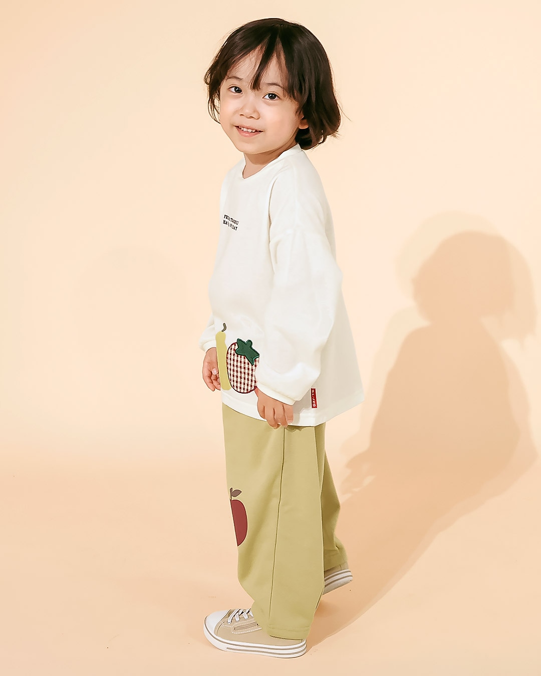 フルーツアップリケ長袖Tシャツ|80-130cm 【 フルーツ天国 】