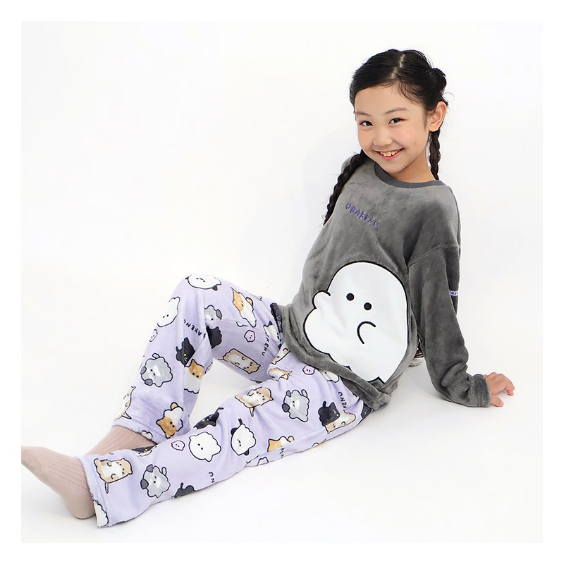 オバケーヌ ルームウェア 長袖パジャマ フリース 女の子 キッズ 上下セット ルームウェア パジャマ 子供服 キャラクター 2点セット カットソー スウェット ロングパンツ ウエストゴム ガールズ 部屋着 120cm 130cm 140cm 150cm 160cm 保温 暖かい ボーダー 総柄 ハロウィン