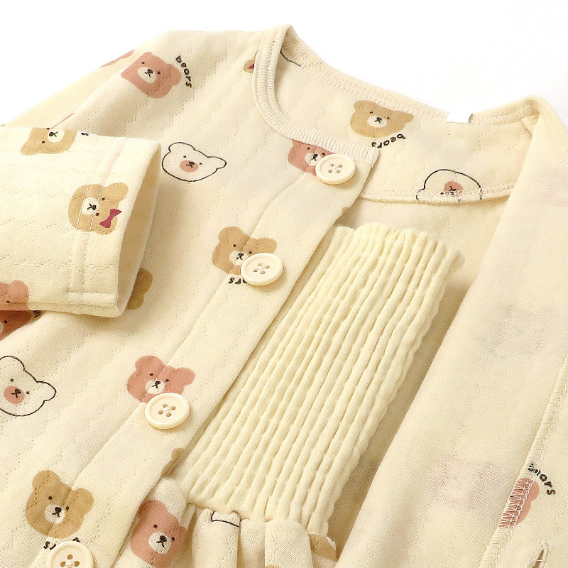 キッズ パジャマ 女の子 腹巻付 上下セット 2点セット ( 80-130cm )  子供 ベビー 寝具 前開き セットアップ あったか ソフトキルト 可愛い 長袖 苺 いちご イチゴ クマ 花 ベビー 冬 くま 動物 フラワー 子供服 こども ルームウェア お昼寝 80 90 95 100 110 120 130