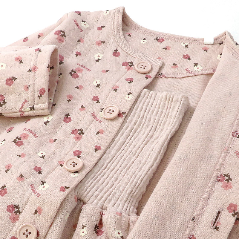 キッズ パジャマ 女の子 腹巻付 上下セット 2点セット ( 80-130cm )  子供 ベビー 寝具 前開き セットアップ あったか ソフトキルト 可愛い 長袖 苺 いちご イチゴ クマ 花 ベビー 冬 くま 動物 フラワー 子供服 こども ルームウェア お昼寝 80 90 95 100 110 120 130