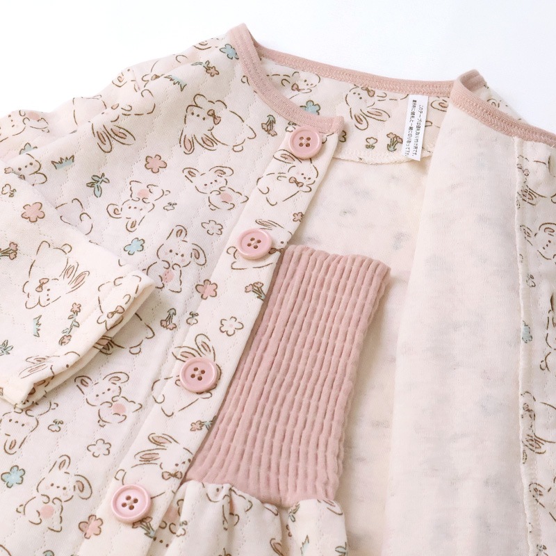 キッズ パジャマ 女の子 腹巻付 上下セット 2点セット ( 80-130cm )  子供 ベビー 寝具 前開き セットアップ あったか ソフトキルト 可愛い 長袖 苺 いちご イチゴ クマ 花 ベビー 冬 くま 動物 フラワー 子供服 こども ルームウェア お昼寝 80 90 95 100 110 120 130