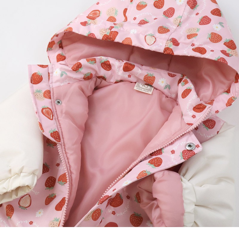 キッズ ベビー ジャンプスーツ 女の子 中綿入り 防寒 保温 撥水加工 ( 80-120cm )【 UZULAND ウズランド 】 フード アウター ジャケット スノーウェア スキーウェア スノーコンビ つなぎ 雪遊び 外遊び 冬 苺 いちご イチゴ 花 フラワー 80cm 90cm 95cm 100cm 110cm 120cm