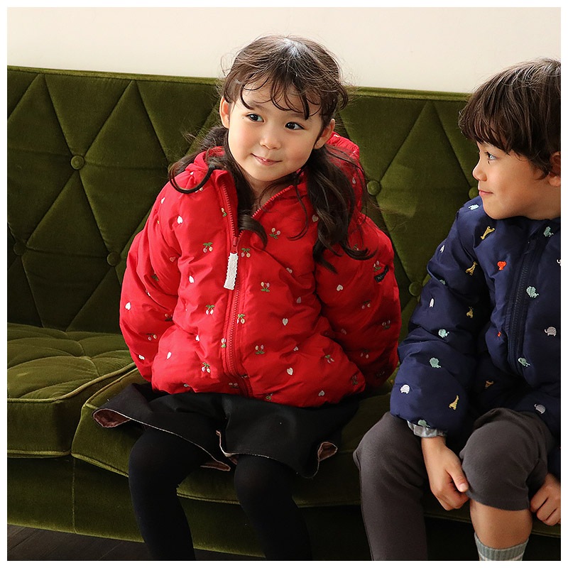 キッズ ベビー ジャケット 中綿入り 刺繍 総柄 フード付き 男の子 女の子 ポケット付き 【GrinLab グリンラボ】 チェリー ハート アニマル 動物 中綿ジャケット 中綿アウター 中わた入り 軽量 洗える 保温 防寒 防寒着 冬服 暖かい 軽い 通園 通学 80 90 95 100 110 120 130