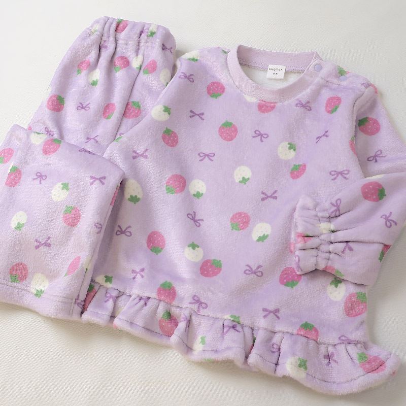 キッズ パジャマ フリル 長袖 フリース 起毛 ルームウェア 女の子 ベビー 子供用 上下セット 2点セット トップス ボトムス ガールズ セットアップ 冬用 シマエナガ 鳥 苺 イチゴ いちご 総柄 動物 アニマル 保温 あったか 暖かい 可愛い かわいい 80 90 95 100 110 120 130