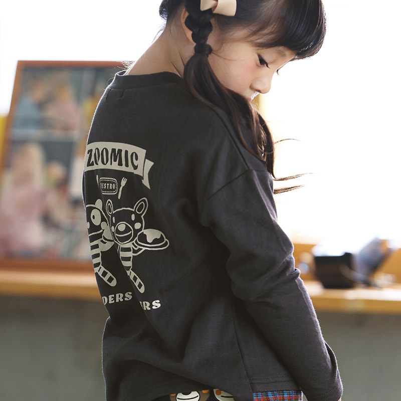 キッズ ロンT 長袖 Tシャツ カンガルーポケット 重ね着風 チェック レイヤード 動物 アニマル くま パンダ 男の子 女の子 (80-130cm)【 ZOOMIC ズーミック 】 ベビー カットソー 天竺 肩ボタン オムライス カレーライス 食べ物 洋食 80cm 90cm 95cm 100cm 110cm 120cm 130cm