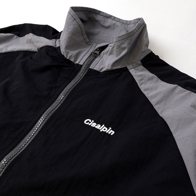 ナイロンジャケット 一重仕立て 子供服 男の子 小学生 中学生 ファッション キッズ ジュニア 長袖 ブルゾン フルジップ アウター ウインドブレーカー 女の子 プリント 切替 ストリート スケート 大人っぽい ダンス 裏地なし カーキグレー ブラック 130 140 150 160 秋服