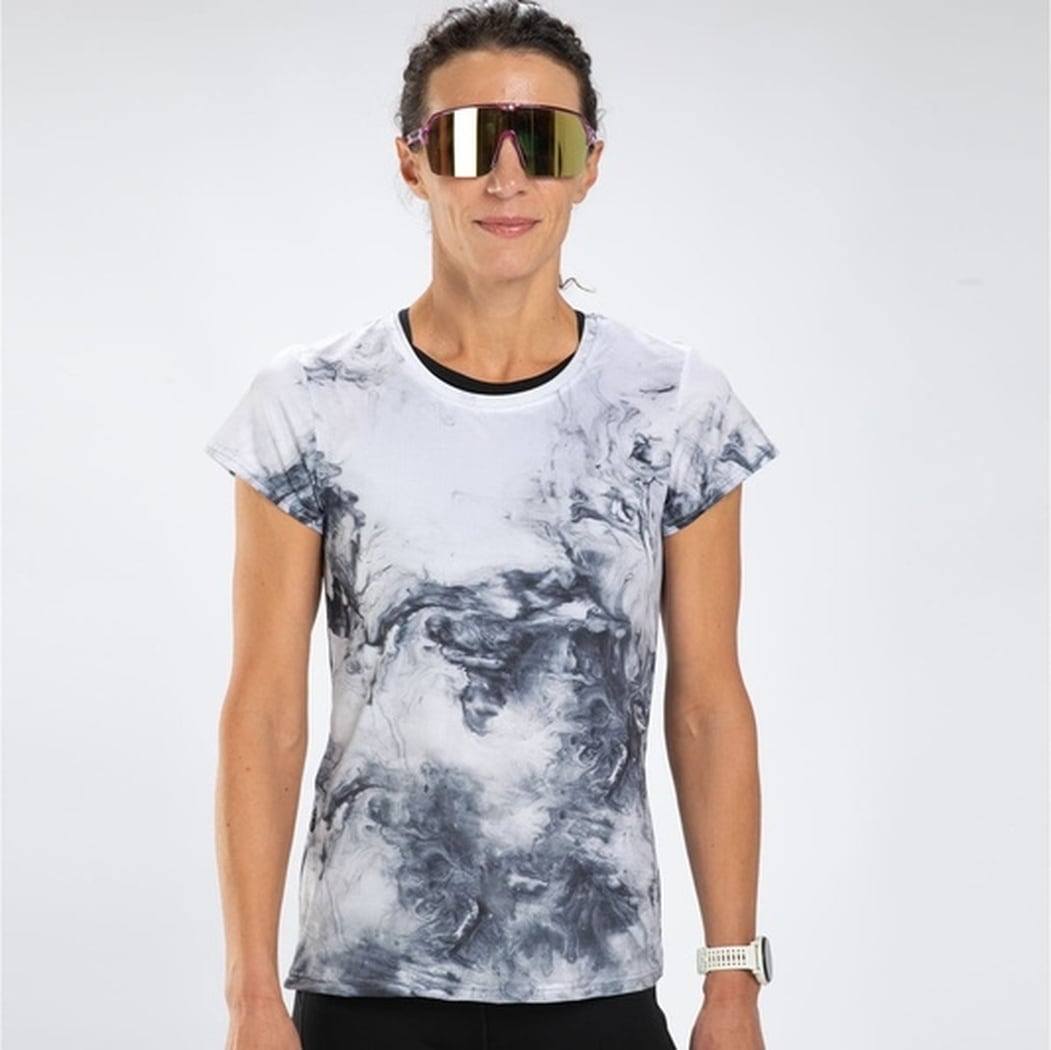 Women ELITE RUN TEE - SUBLIMATED (Vapor White) エリートランシャツ ラグジュアリーランTee EFR123001