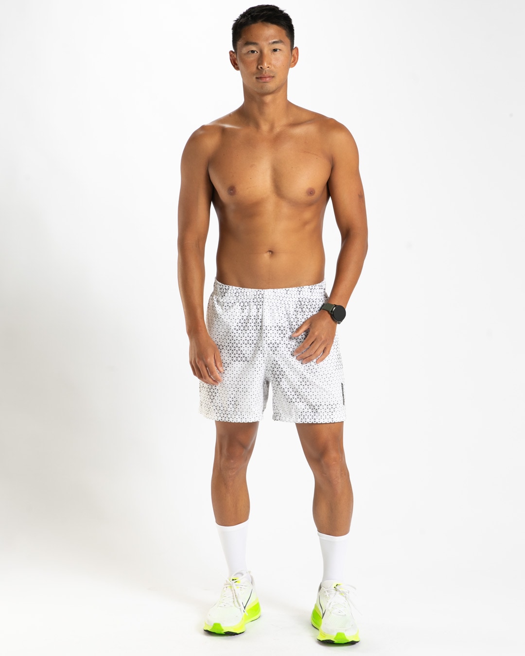 Men ELITE Run 5" Short -(Sonic White) エリート ラン 5インチ丈 ショーツ ラグジュアリー ショートパンツ EMR113012