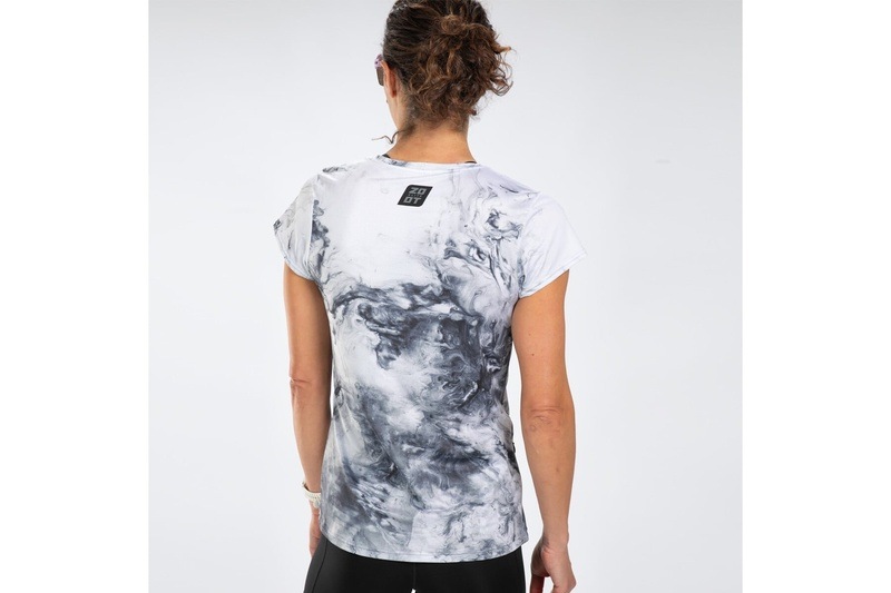Women ELITE RUN TEE - SUBLIMATED (Vapor White) エリートランシャツ ラグジュアリーランTee EFR123001