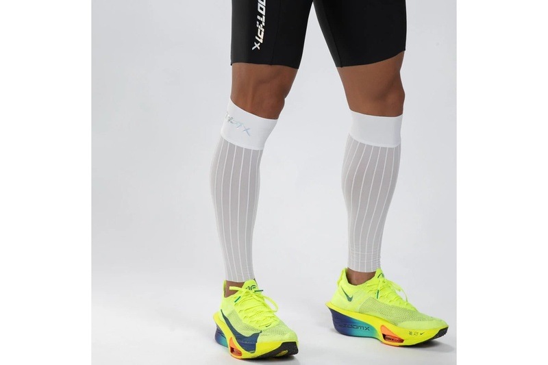 Unisex Ultra P1x Aero Calf Sleeve (Hyperwhite)  ユニセックス P1x Aero カーフスリーブ 専用バック付き UAX660000