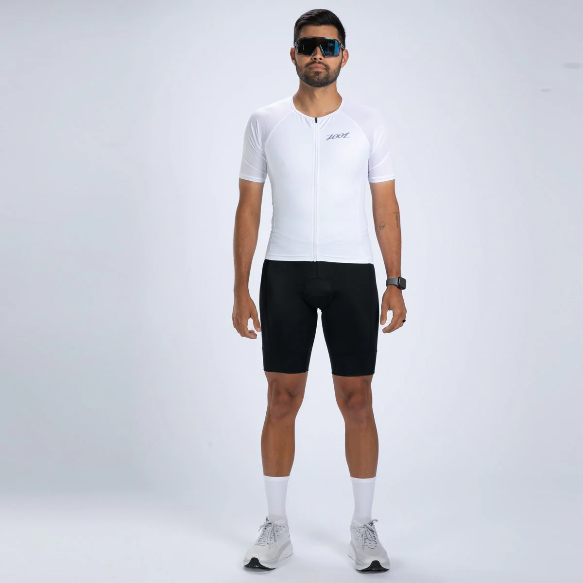 MEN'S TRI 9 SHORT CORE (JET BLACK) トライアスロン セパレート 9インチ　トライショーツ トライパンツ  CMT210-100