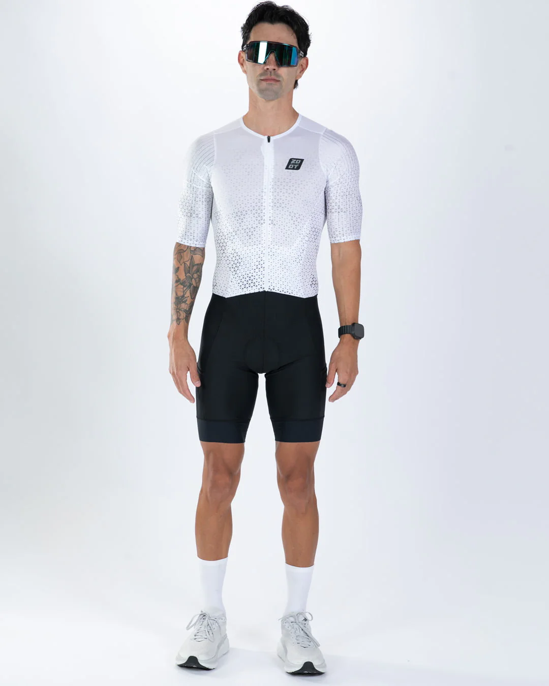 Zoot（ズート)ワンピース型レーススーツ　トライスーツ　トライアスロン Men's Elite P1 Tri Aero Fz Racesuit （Sonic White）エリートP1