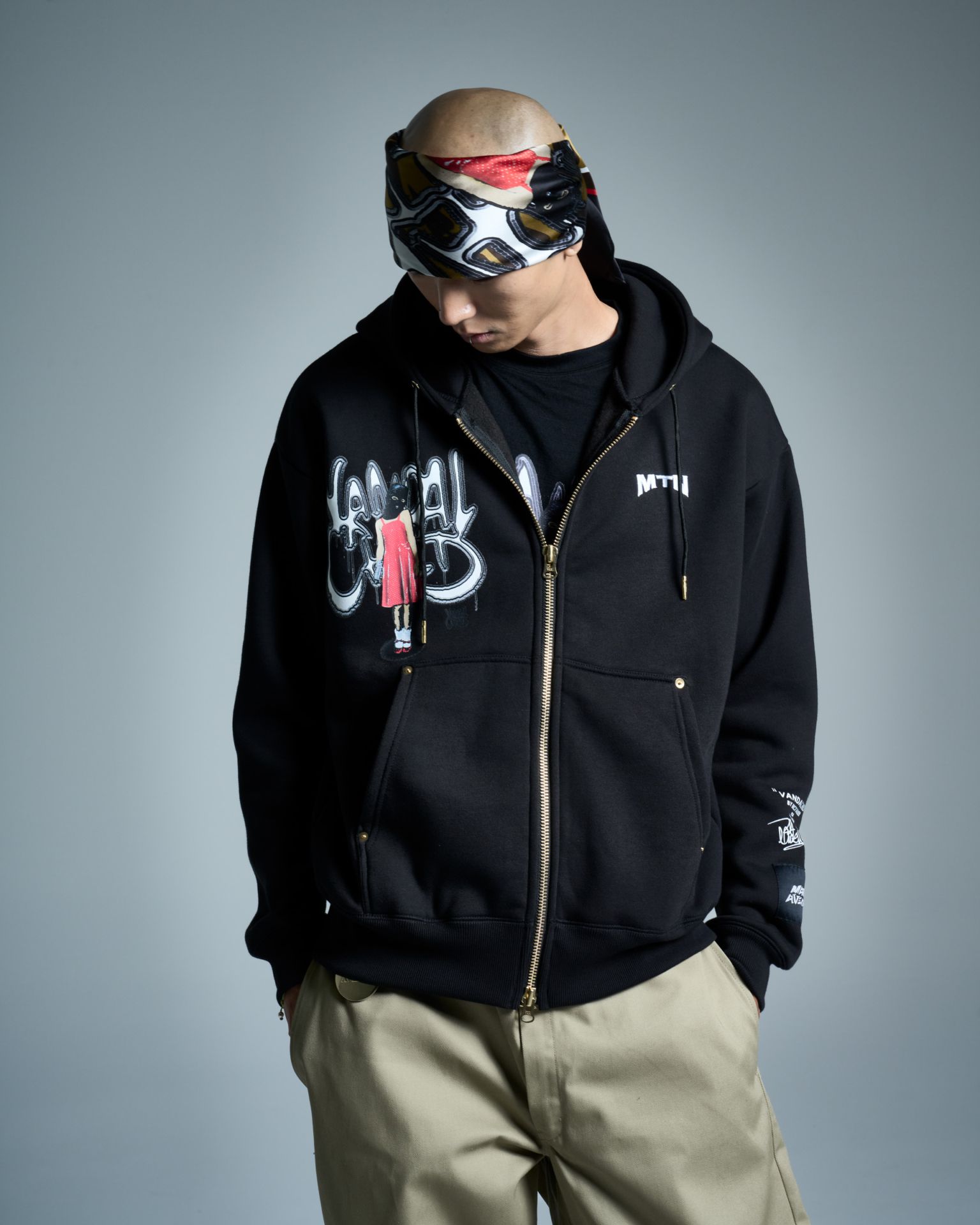 “VANDAL CHILD” BY Nick Walker ダブルジップフーディー