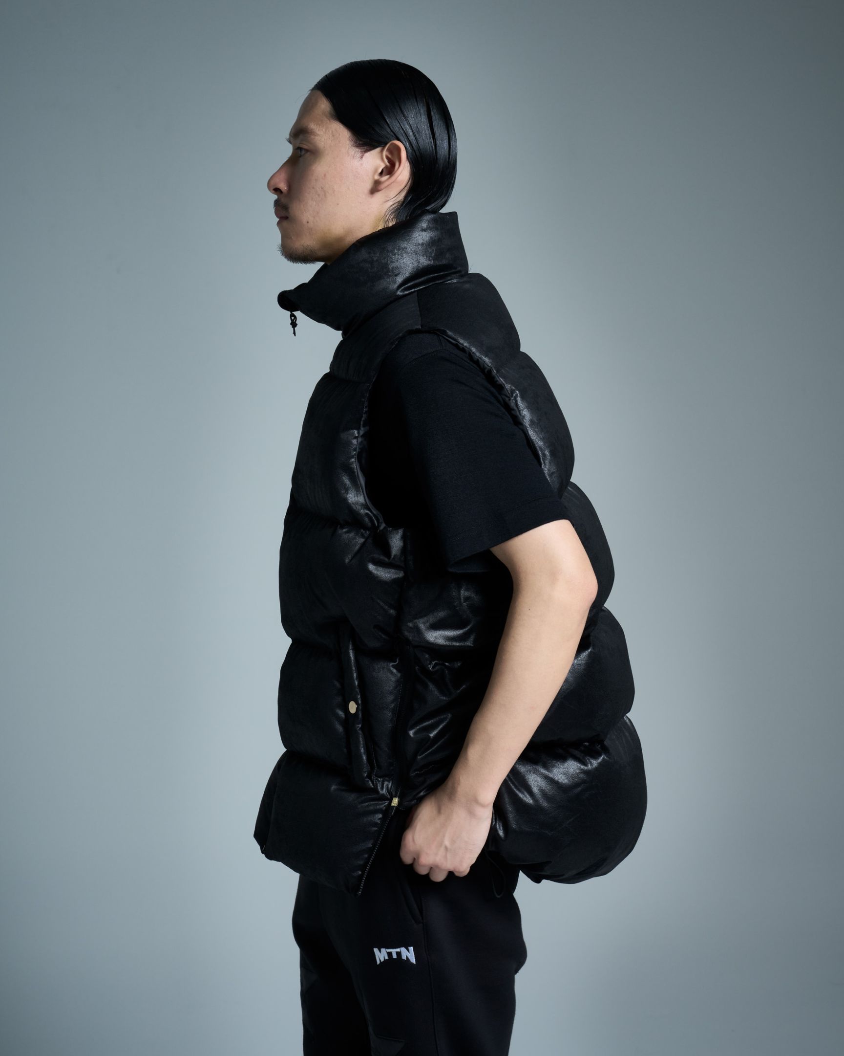 ボリュームダウンベスト