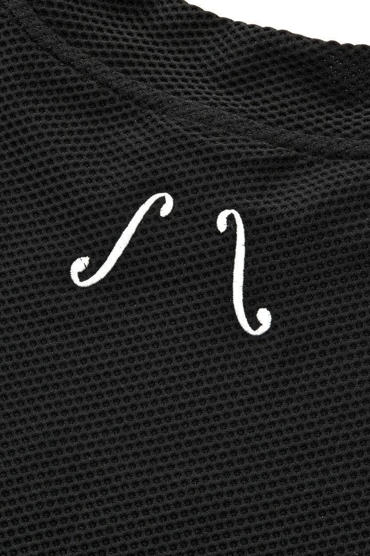 ワッフルメッシュモックネックTシャツ