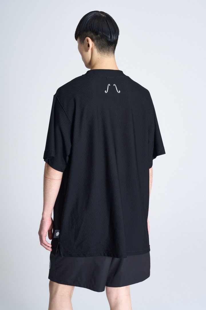 ワッフルメッシュモックネックTシャツ