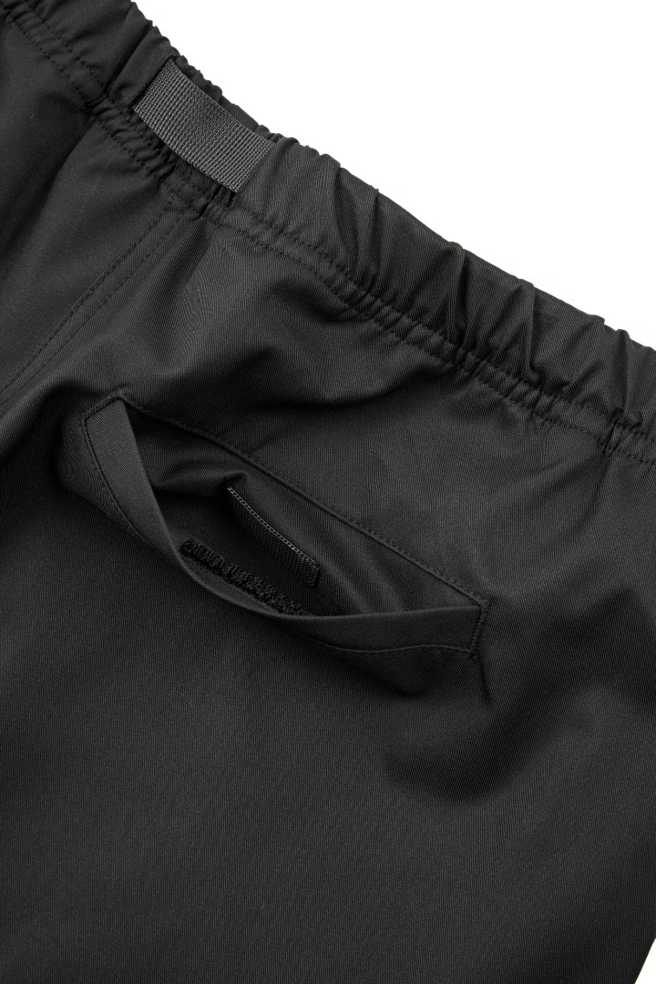 エンブロイダリーサテンショーツ