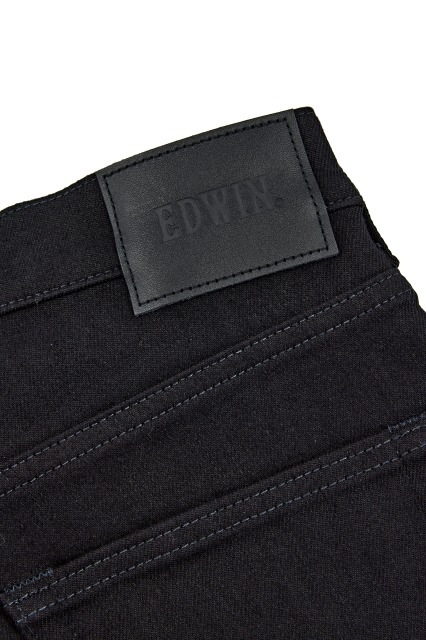 “VANDAL CHILD”BY Nick Walker EDWIN サルエルスキニーストレッチデニム ブラック