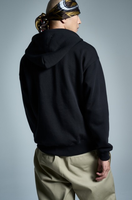 “VANDAL CHILD” BY Nick Walker ダブルジップフーディー