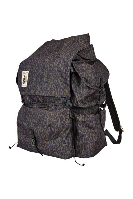 COBMASRER コラボバックパック レオパード柄