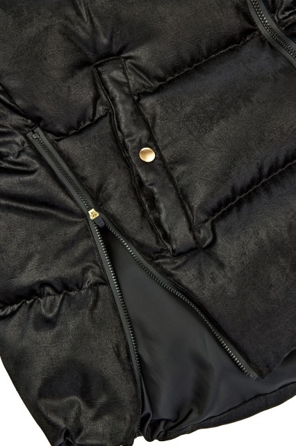 ボリュームダウンベスト