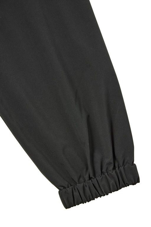 ブラックタフタウィンドブレイカージャケット