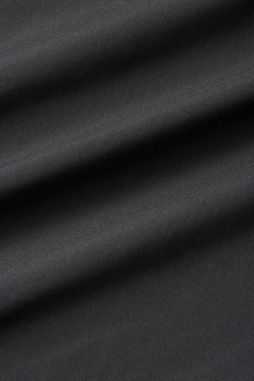 ブラックタフタウィンドブレイカージャケット