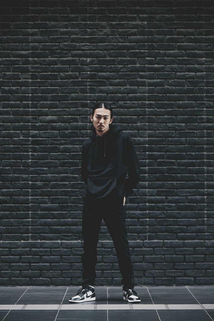 サガラ刺繍パーカー