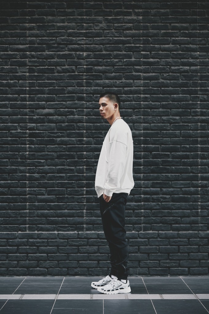 切り替えトレーナー ホワイト