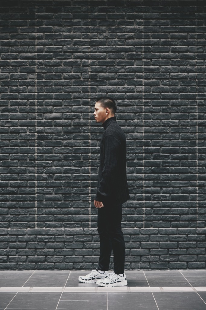 タートルネックニット