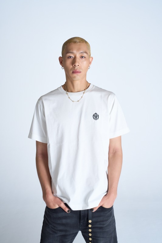 ワンポイントロゴ刺繍Tシャツ ホワイト