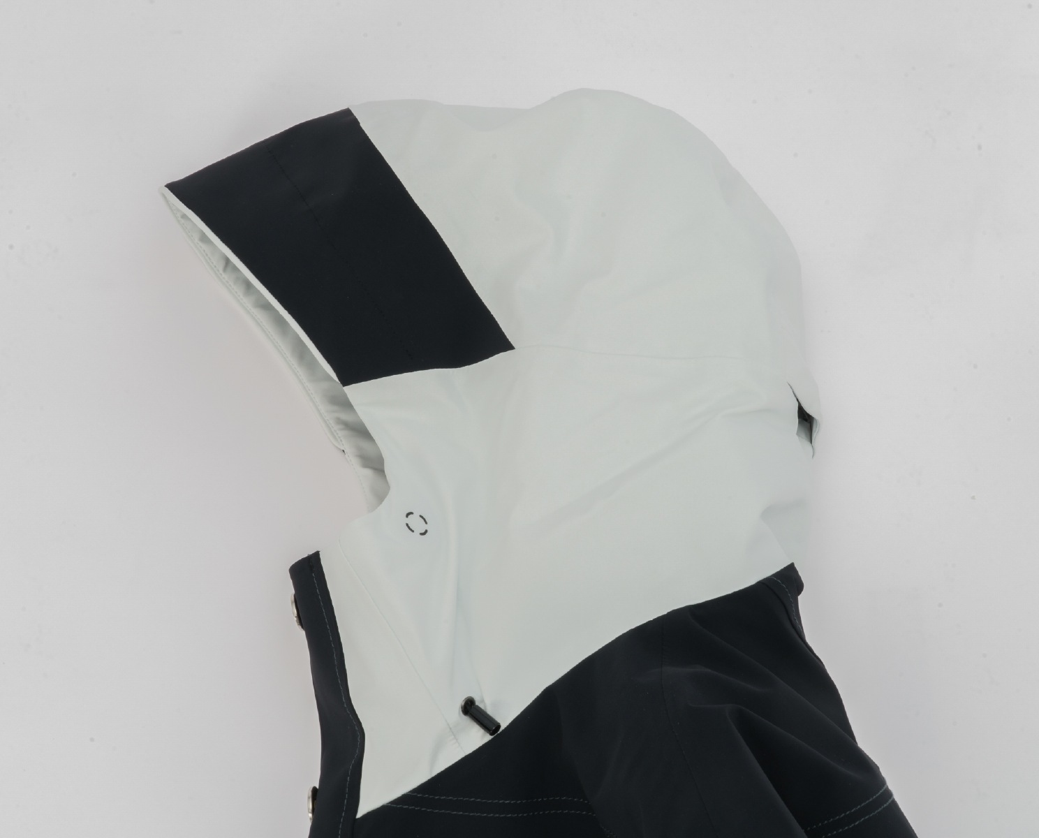 【予約販売】10月末頃のお届け　Shadow Teck Jacket / ZAM26OT08