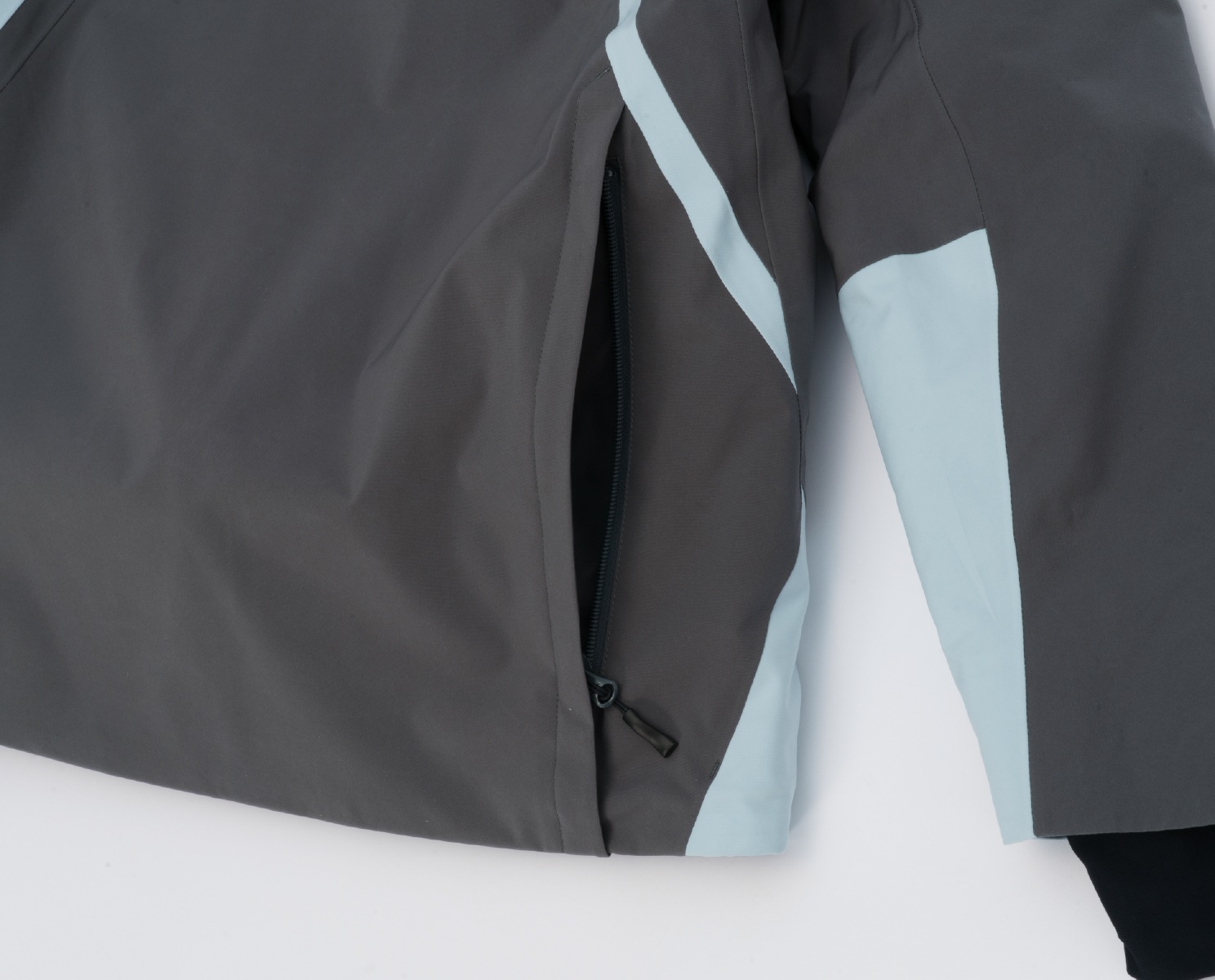 【予約販売】12月中旬頃のお届け ARROW CROSS JACKET / ZAM26OT10