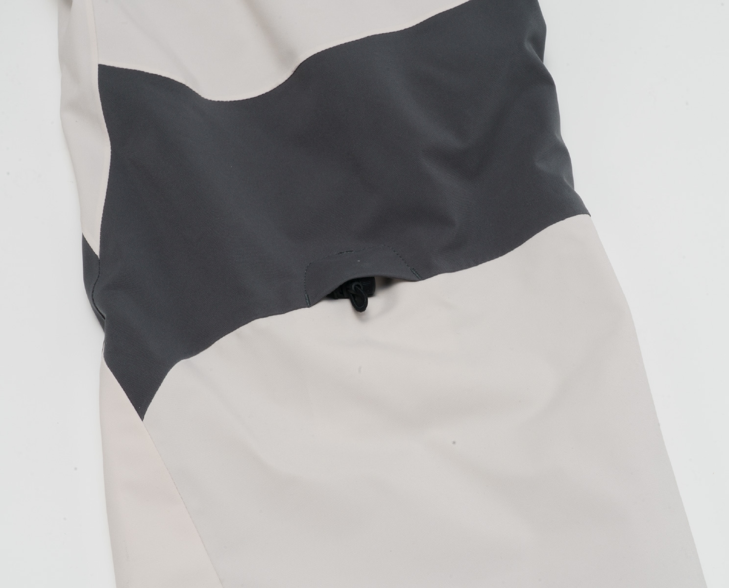 【予約販売】12月中旬頃のお届け CubeLine Bib Pants / ZAM26OB11