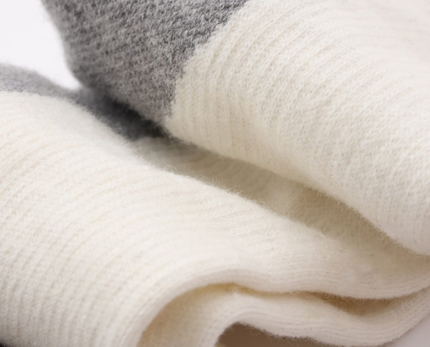 【26-28㎝グレー登場】Powder Feel Socks / ZAM21SO01
