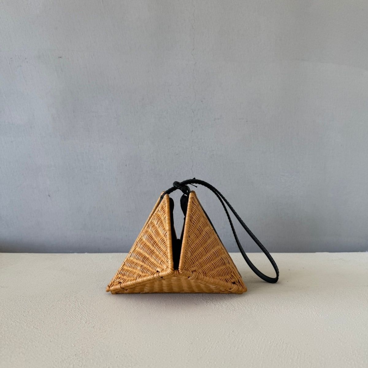 toca(oddsオッズ) SANKAKU WK BAG | zuiun onlineshop