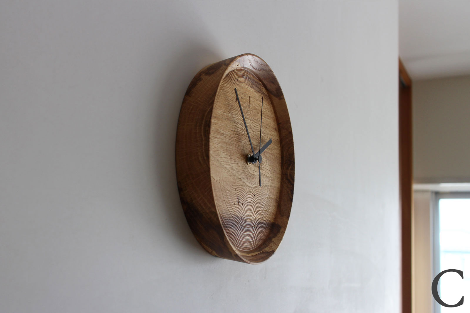 RetRe 虫喰いの壁掛け時計 丸 | zuiun onlineshop