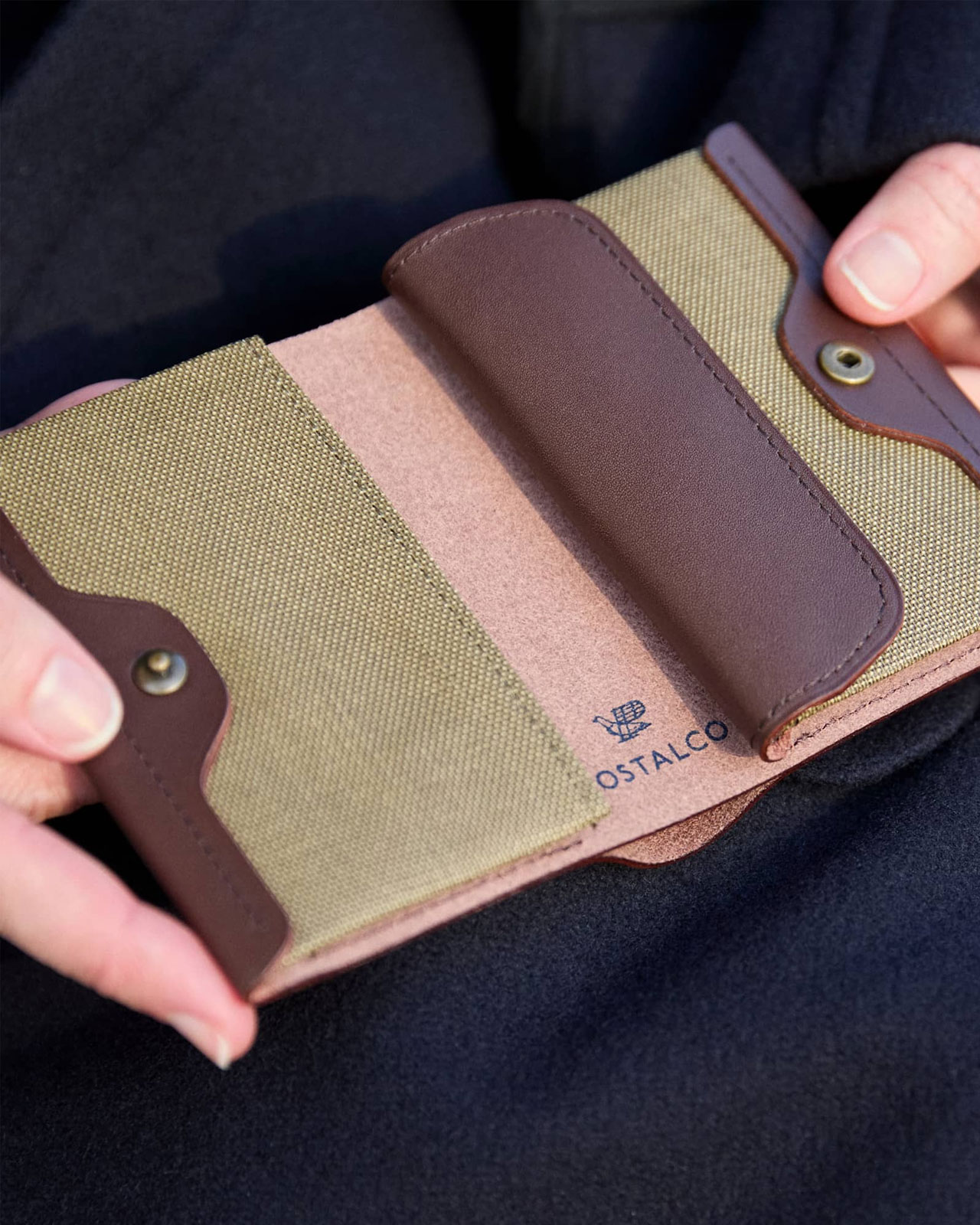 POSTALCO カード&コインウォレット Olive Green袋付き POSTALCO Card & Coin Wallet Olive Green | zuiun onlineshop