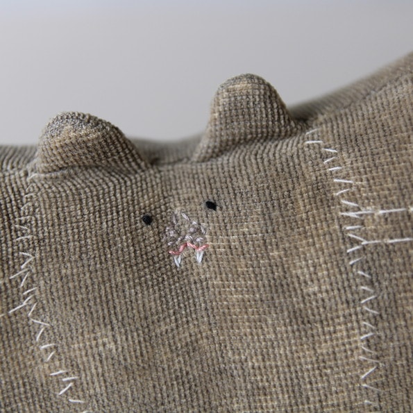 在庫限り】tomotake 動物クッション・コウモリ | zuiun onlineshop